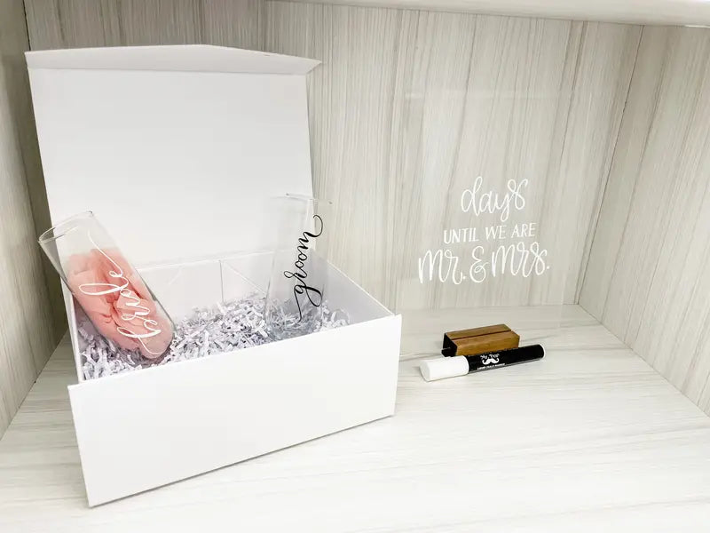 Compact Standard Engagement Gift Box – Small Size