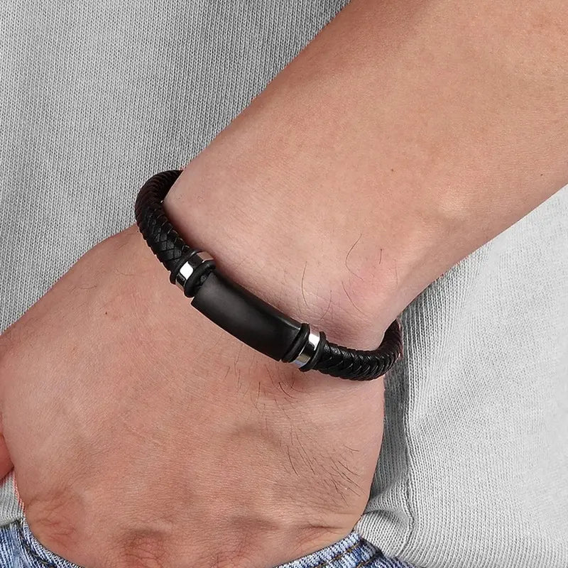Contemporary Men's Leather Wrap Bracelet