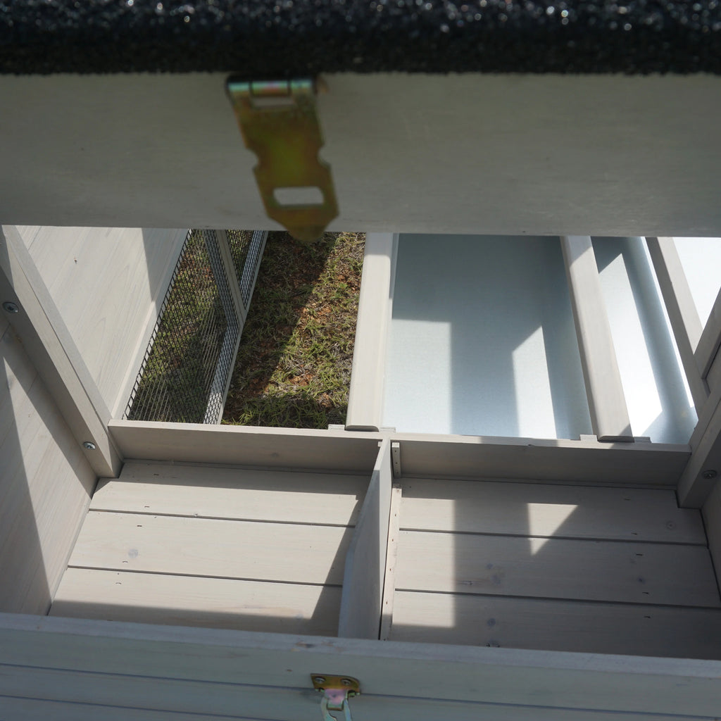 Farmhouse Chicken Coop
