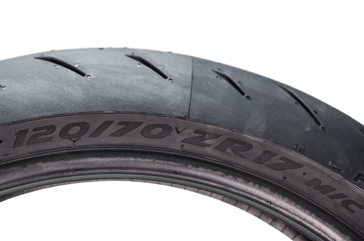 Pirelli Diablo Rosso IV Street Sport 120/70ZR17 58W TL Front Motorcycle Tire 120/70 - 17 Rosso 4