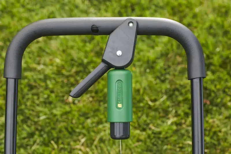 Scotts Turf Builder Drop Spreader – Precision Broadcast Tool for Lawns & Gardens