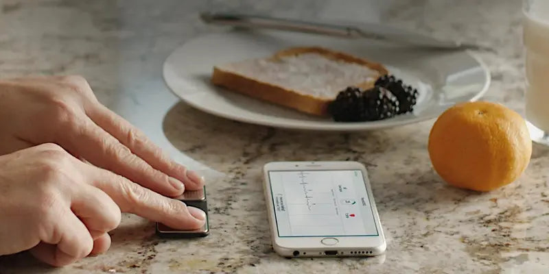 KardiaMobile 6L Personal EKG Monitor – FDA-Cleared, Compatible with Most Smartphones