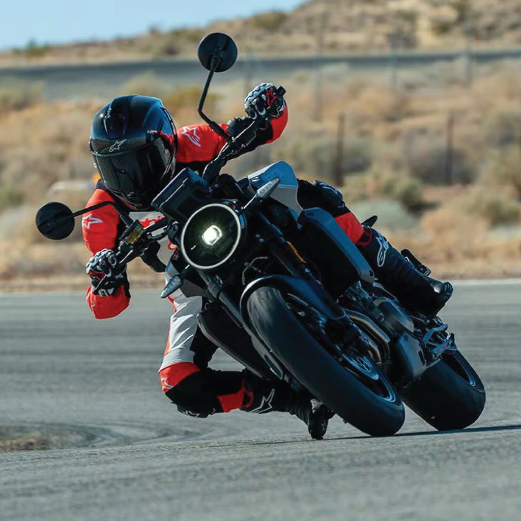 Pirelli Diablo Rosso IV Street Sport 120/70ZR17 58W TL Front Motorcycle Tire 120/70 - 17 Rosso 4