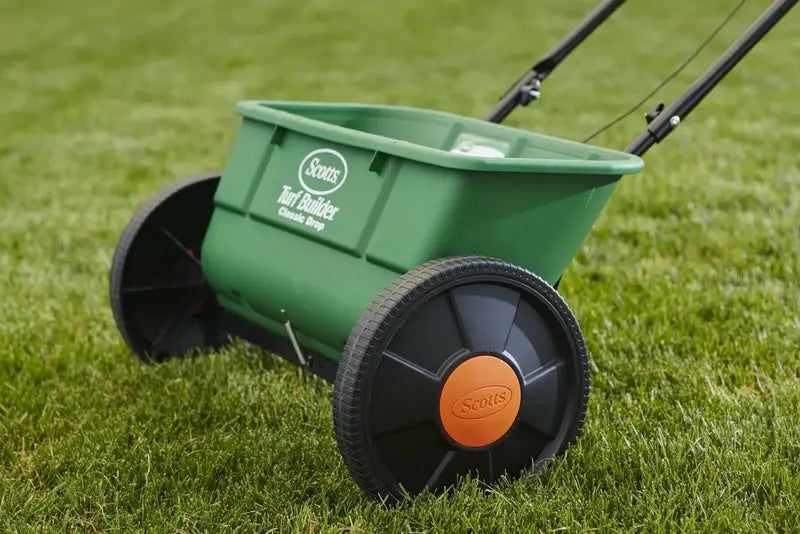 Scotts Turf Builder Drop Spreader – Precision Broadcast Tool for Lawns & Gardens