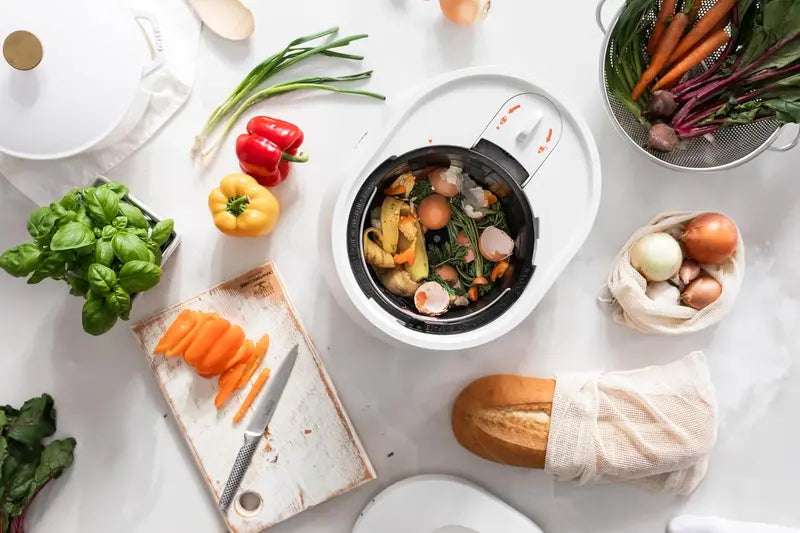 Lomi 3L Smart Kitchen Composter (90 Cycles) – Single Button Indoor Food Upcycler Bundle