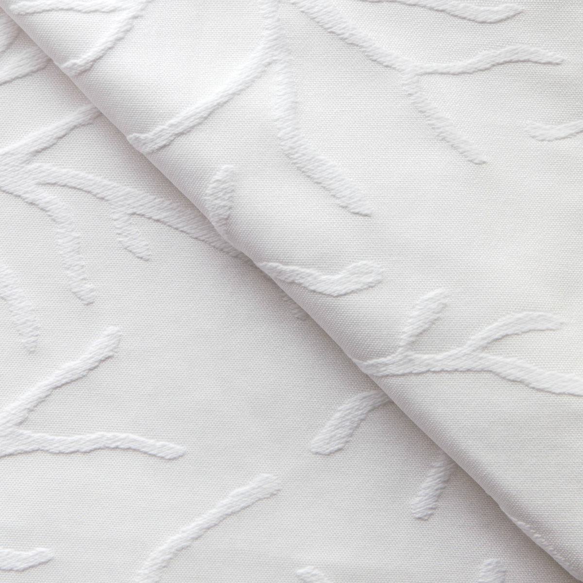 Coral Glory Coverlet (White - King)