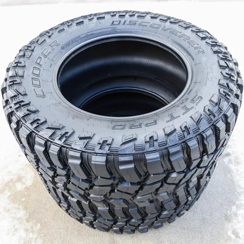 Cooper Discoverer STT Pro 35X12.50R20 Mud-Terrain Tires – 121Q, Load Range E – Off-Road Ready