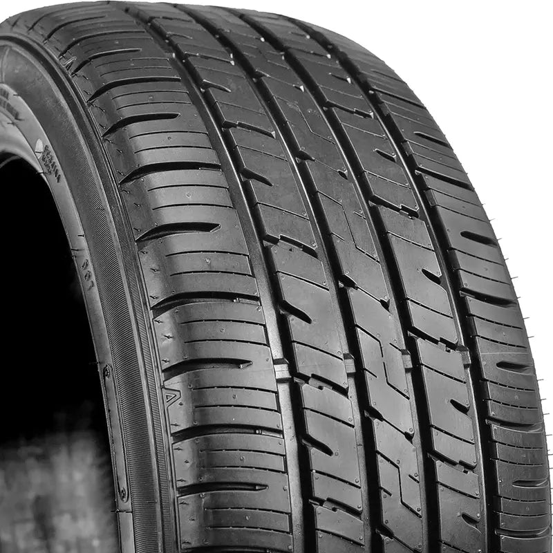 Doral SDL-Sport All Season 205/70R15 96S Passenger Tire