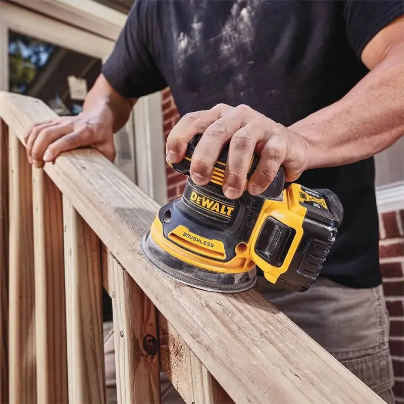 DeWALT DCW210P1 20V MAX XR 5″ Random Orbit Sander – Complete Kit (2026)