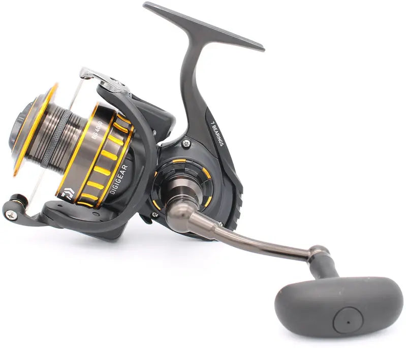 Daiwa BG Spinning Reel – Black Anodized Aluminum Body, Digigear Drive & Waterproof Saltwater Drag