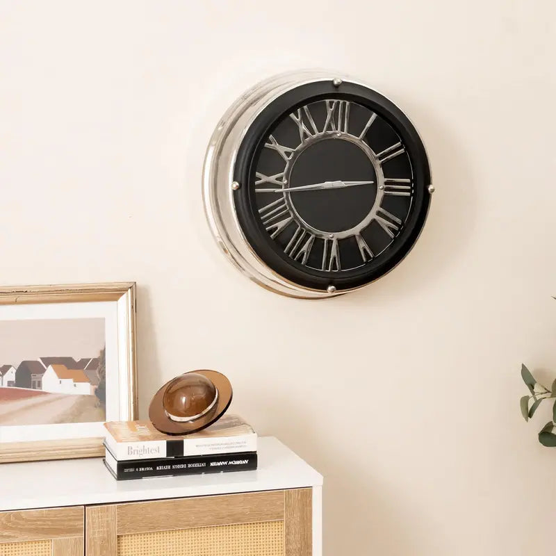 Silent Quartz Wall Clock – Non-Ticking Modern Decorative Timepiece